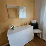 شقة Residenza 25 *